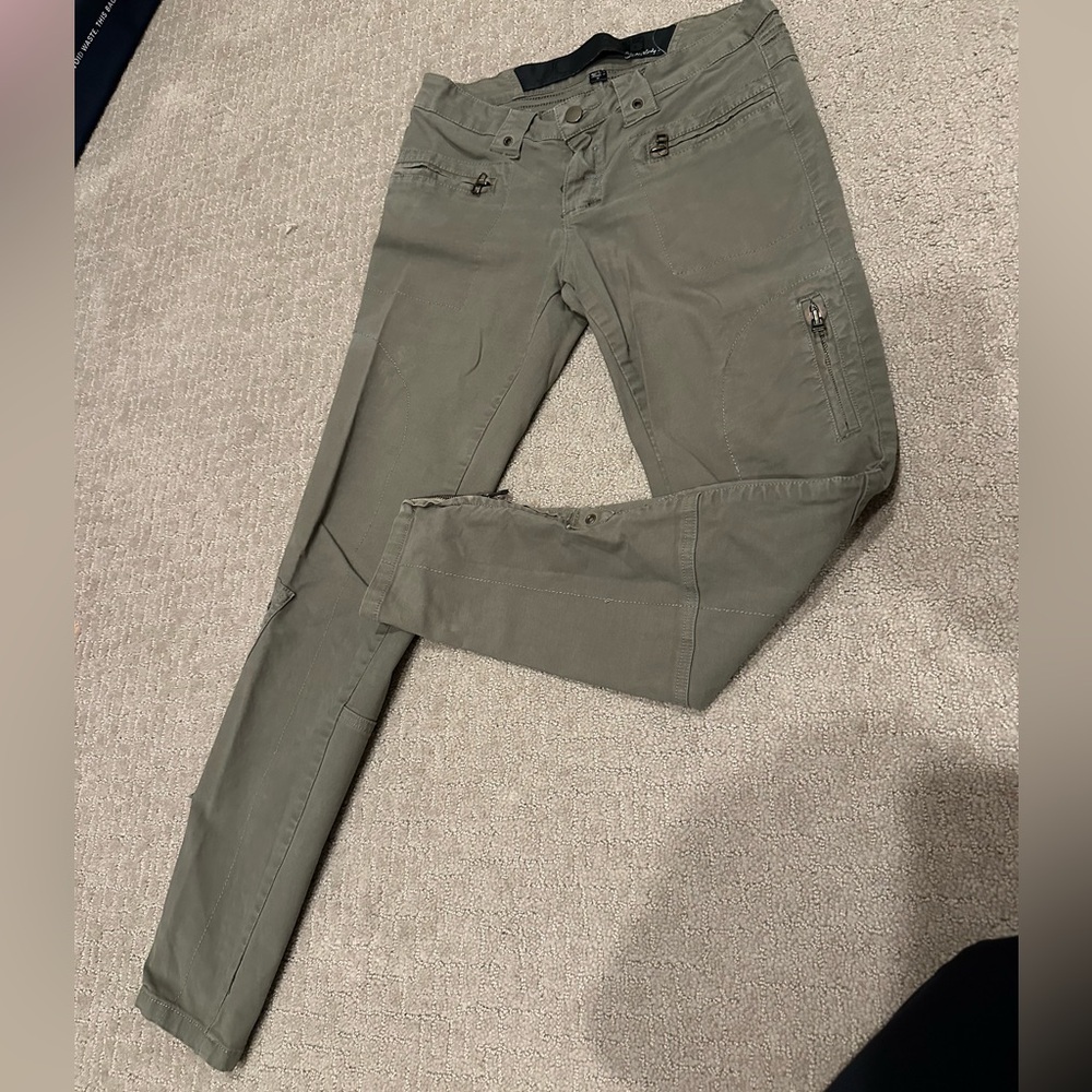 Joe's Jeans Skinny Women Jeans with Zipper details sz 26